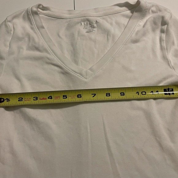 Merona White V Neck XS Short Sleeve T Shirt - Picture 5 of 8